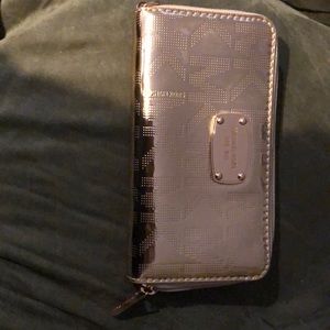 Michael Kors Rose Gold Wallet